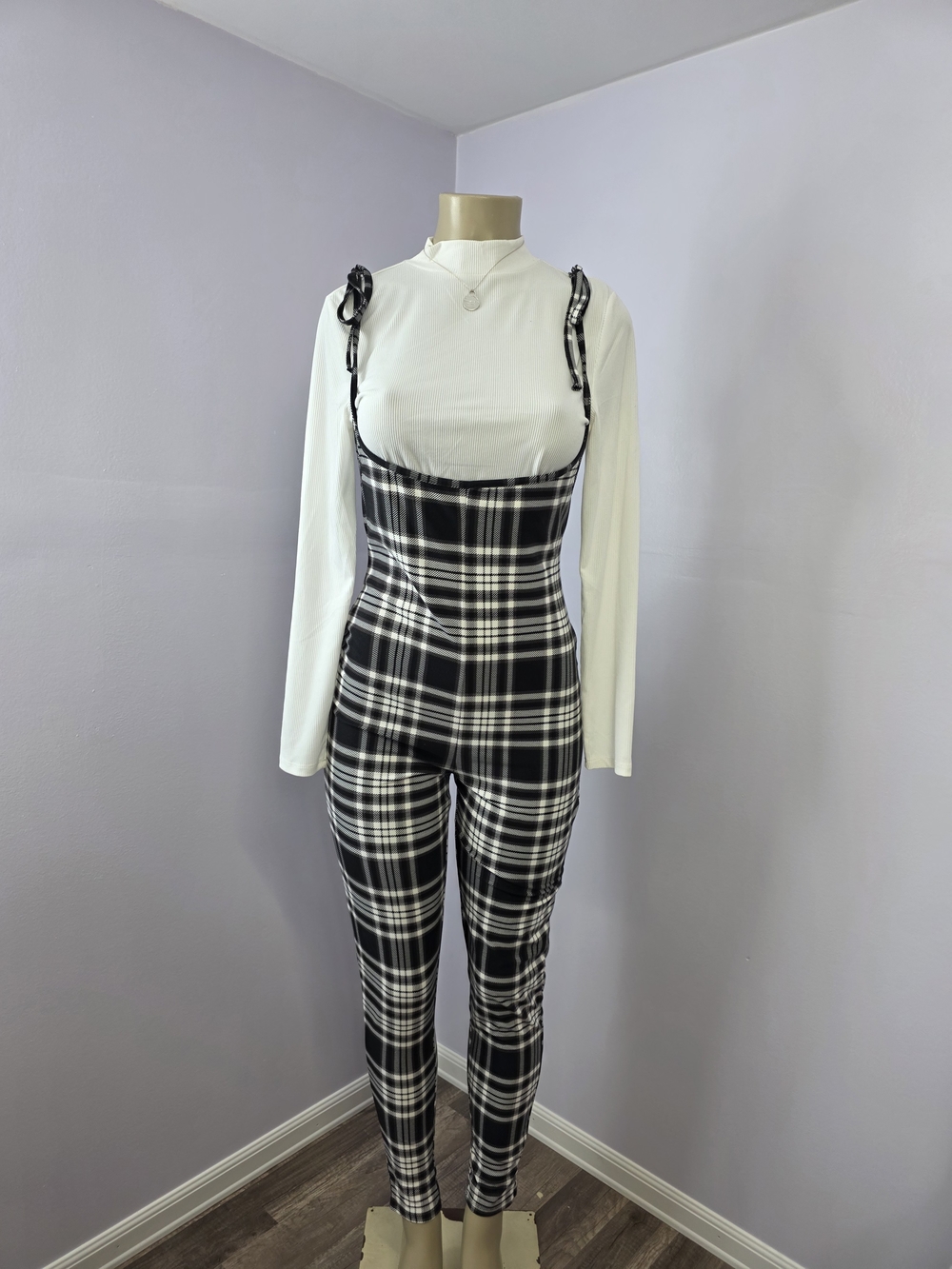 Almost FAMOUS Black White Plaid 2pc Jumpsuit Mock Neck Long Sleeve Top L